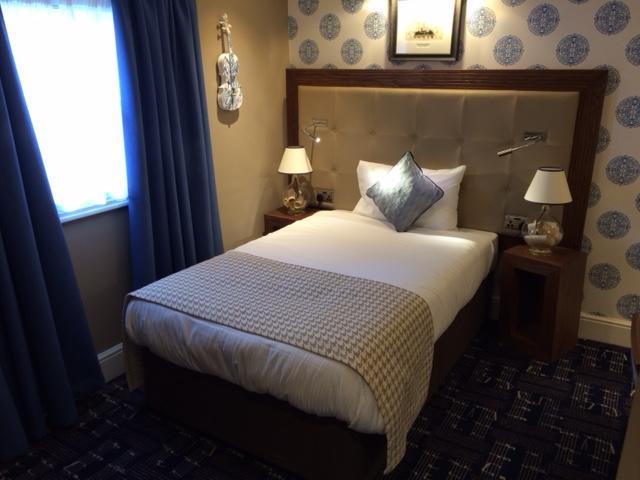Hotel The Crown Wetherspoon à Worcester Extérieur photo
