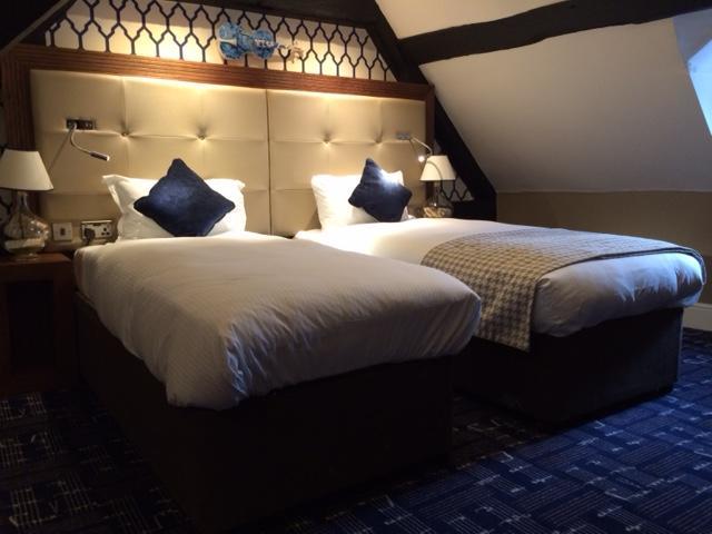 Hotel The Crown Wetherspoon à Worcester Extérieur photo